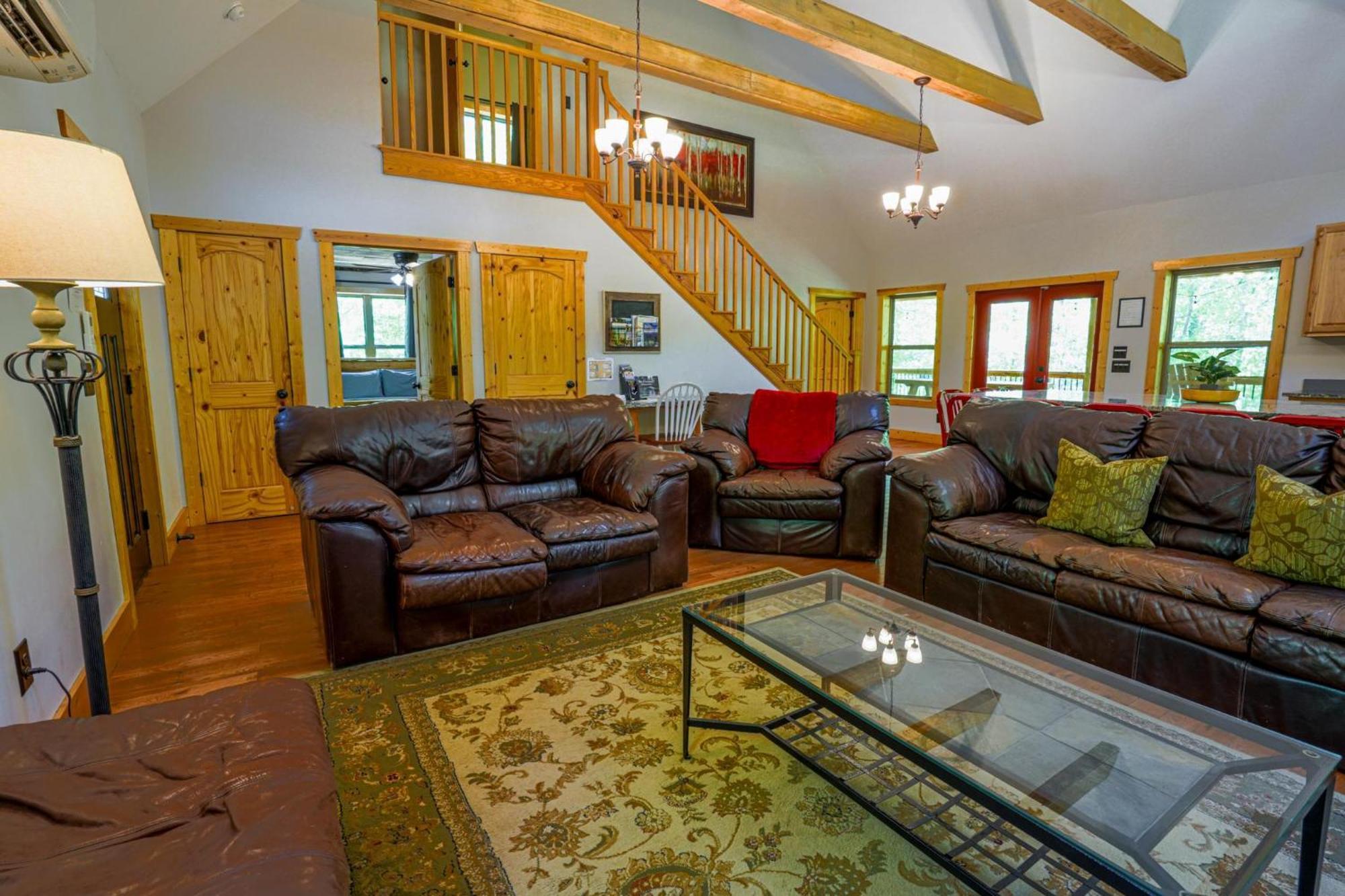 New Listing! Wine Country Retreat - 2 Bed, Hot Tub Βίλα Dahlonega Εξωτερικό φωτογραφία